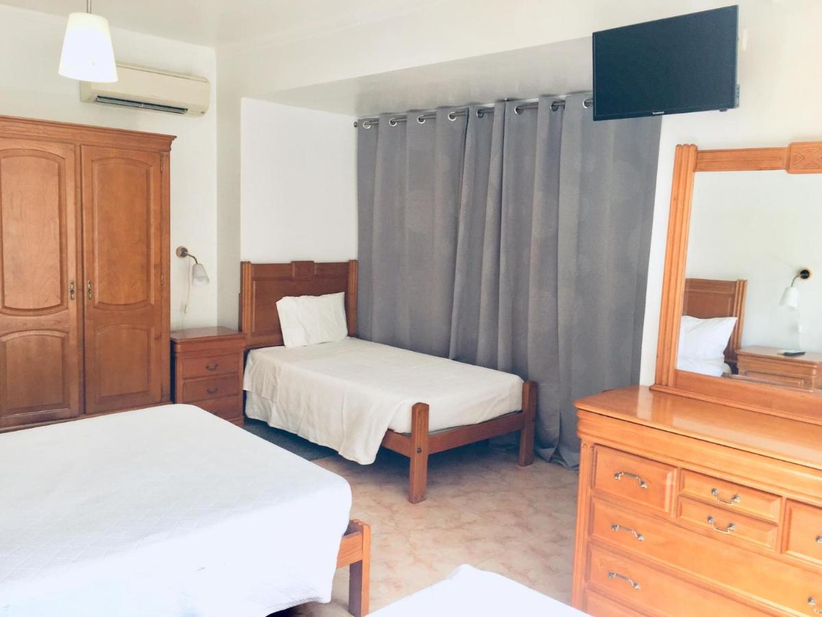 Residencial Principe Guest House Barreiro  Exterior photo